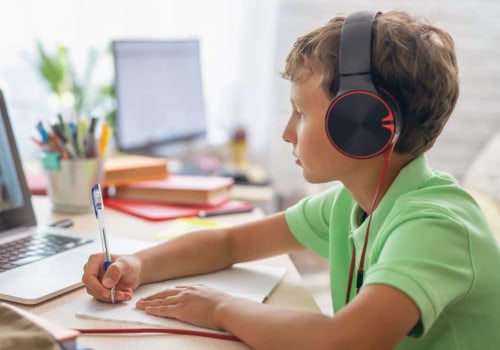 Instant Messaging with Tutors: Improving Academic Performance and Finding Reliable Tutoring Services